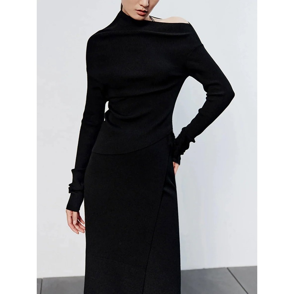 COMMENSE Black Asymmetric Neckline Long Sleeve Knit Top Size S